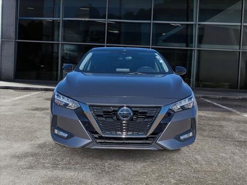 Used 2023 Nissan Sentra SR w/ Trunk Package image 3