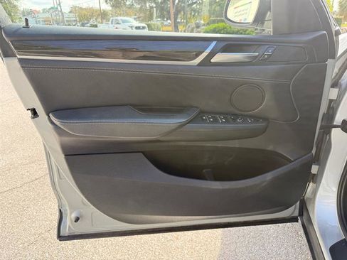 Used 2016 BMW X3 xDrive28i image 12