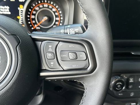 New 2025 Jeep Gladiator Mojave w/ Steel Bumper Group image 23