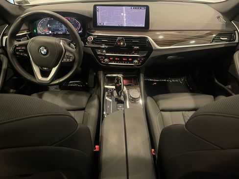 Certified 2023 BMW 530i xDrive w/ Convenience Package image 16