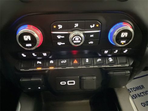 Used 2019 GMC Sierra 1500 AT4 image 23