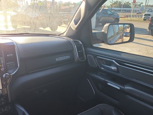 Used 2022 RAM 1500 Laramie image 17