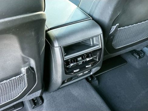 Used 2024 Jeep Grand Cherokee Altitude image 24