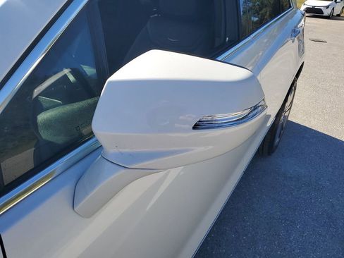 Used 2025 Cadillac XT5 Premium Luxury image 21