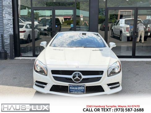 Used 2015 Mercedes-Benz SL 550 w/ White Arrow Edition image 8