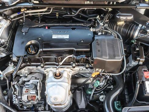 Used 2017 Honda Accord Sport image 26