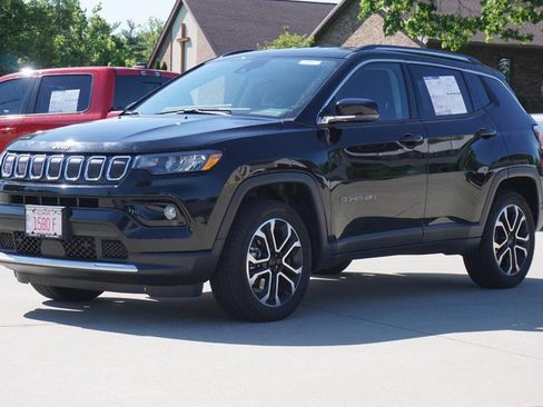 Used 2022 Jeep Compass Limited AWD/4WD image 7