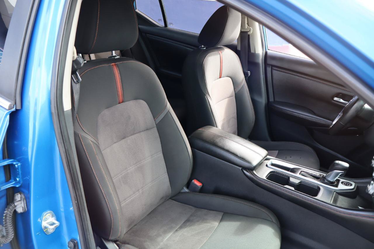 Used 2022 Nissan Sentra SR w/ Electronics Package FWD image 15