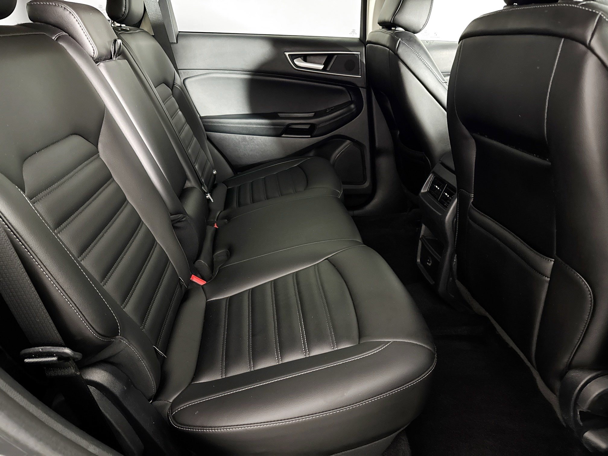 Used 2021 Ford Edge SEL AWD/4WD image 39