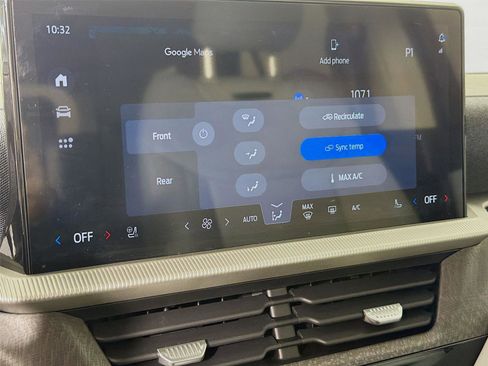 Used 2025 Ford Explorer Platinum w/ Ultimate Package AWD/4WD image 17