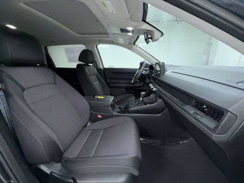 Used 2024 Honda CR-V EX image 11