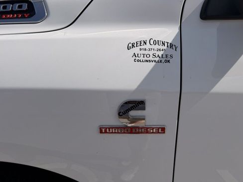 Used 2022 RAM 2500 Tradesman w/ Chrome Appearance Group AWD/4WD image 18