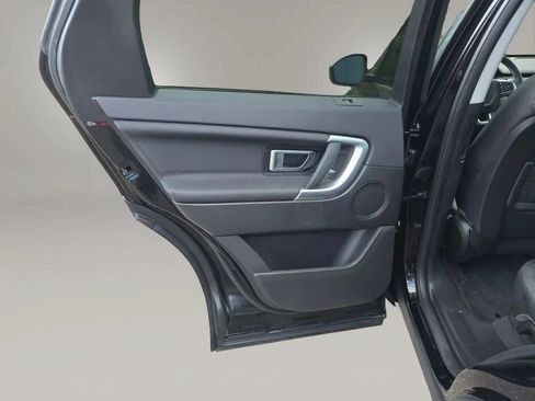 Used 2019 Land Rover Discovery Sport HSE AWD/4WD image 46