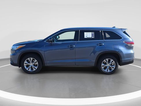 Used 2015 Toyota Highlander XLE image 8