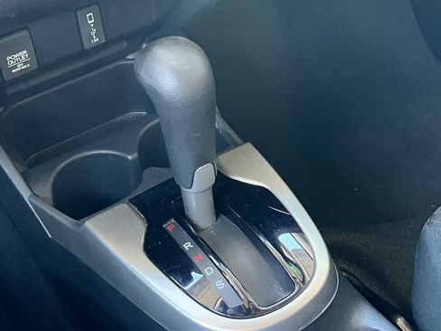 Used 2019 Honda Fit EX image 23