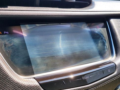 Used 2019 Cadillac XT5 FWD image 19