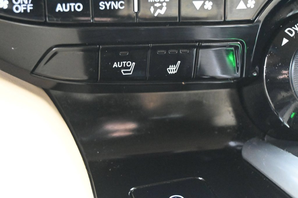Used 2023 Acura MDX w/ Technology Package FWD image 16