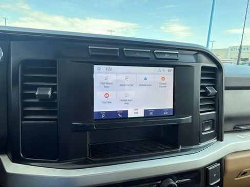 Used 2024 Ford F250 XLT AWD/4WD image 31