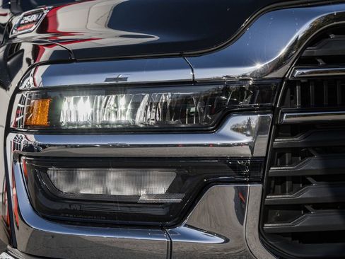 New 2026 RAM 2500 Tradesman w/ Chrome Appearance Group image 12