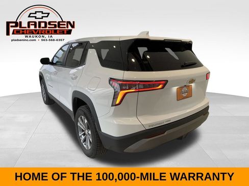 Used 2025 Chevrolet Equinox LT AWD/4WD image 3