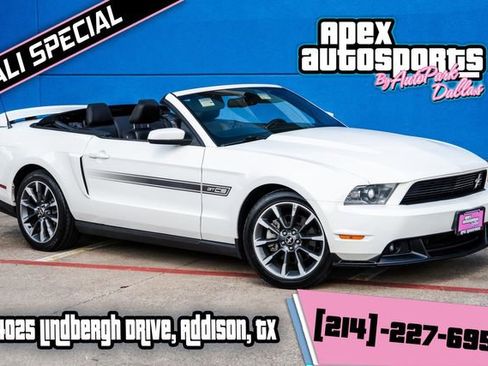 Used 2012 Ford Mustang GT Premium w/ Electronics Pkg image 1
