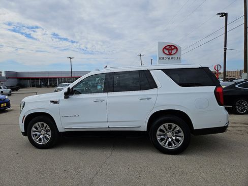 Used 2025 GMC Yukon Denali image 2