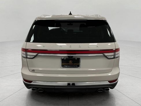Used 2021 Lincoln Aviator Reserve w/ Equipment Group 201A image 6