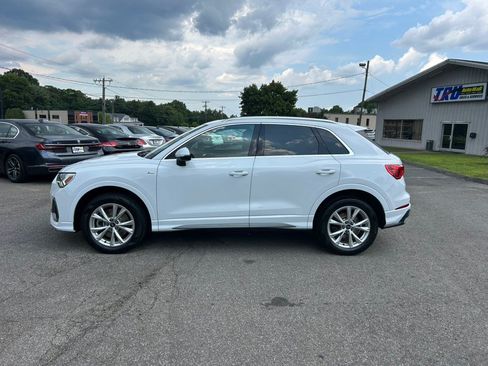 Used 2022 Audi Q3 2.0T Premium Plus w/ Premium Plus Package AWD/4WD image 4