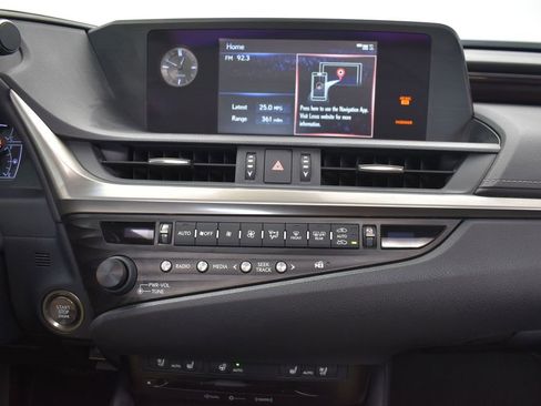 Used 2019 Lexus ES 350 image 28