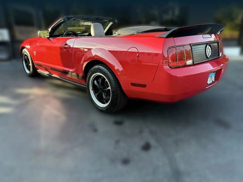 Used 2009 Ford Mustang Premium image 3