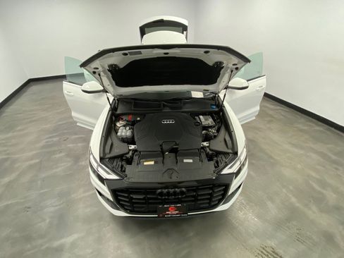 Used 2022 Audi Q8 Premium AWD/4WD image 56