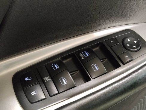 Used 2018 Dodge Journey SE w/ Popular Equipment Group image 27