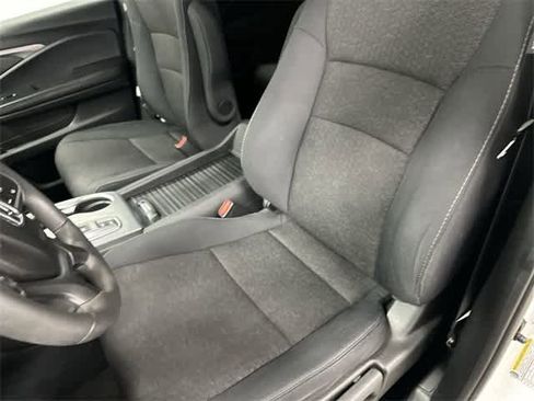 Certified 2021 Honda Passport Sport image 10