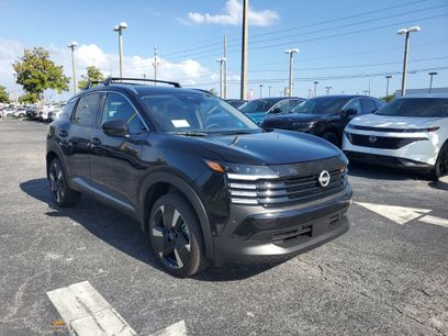 New 2025 Nissan Kicks SR