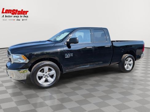 Used 2024 RAM 1500 Classic SLT AWD/4WD image 2