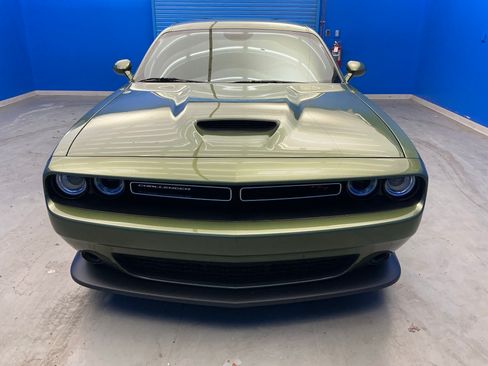 Used 2023 Dodge Challenger R/T RWD image 3