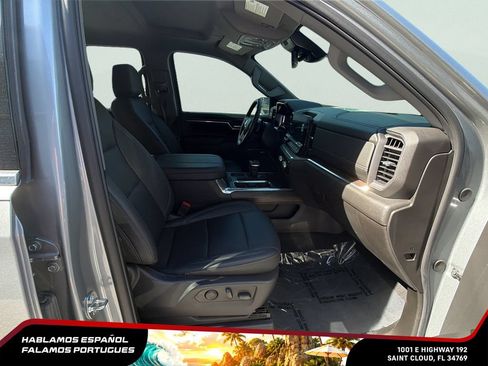 Used 2024 GMC Sierra 1500 SLT w/ SLT Convenience Package AWD/4WD image 29