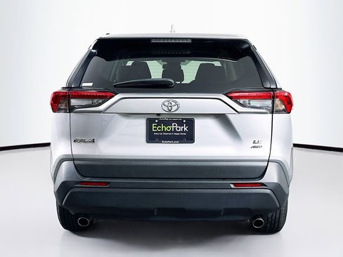 Used 2024 Toyota RAV4 LE image 7
