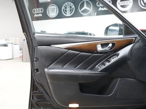Used 2019 INFINITI Q50 Luxe RWD image 9