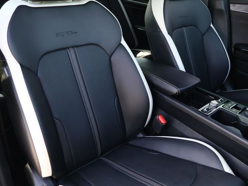 Used 2025 Kia K5 GT-Line image 16