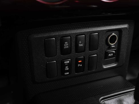 Used 2007 Toyota FJ Cruiser 4WD image 22