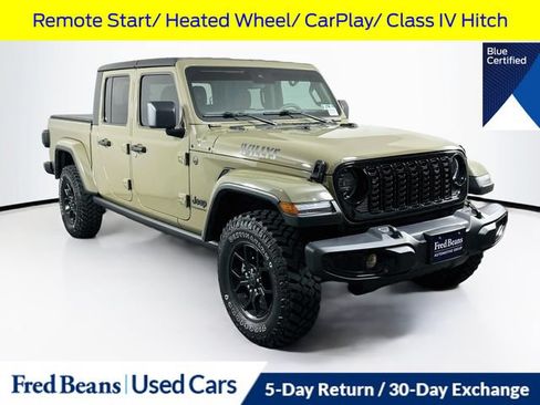 Used 2025 Jeep Gladiator Sport AWD/4WD image 1