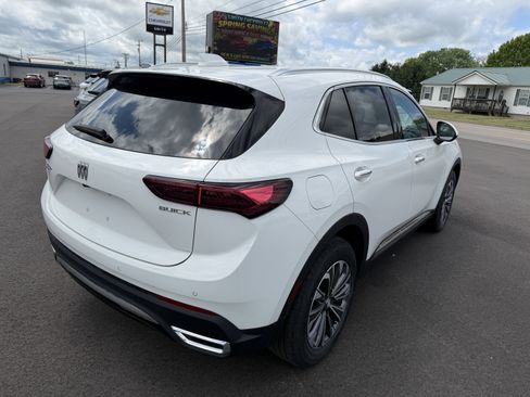 Used 2025 Buick Envision Preferred AWD/4WD image 3