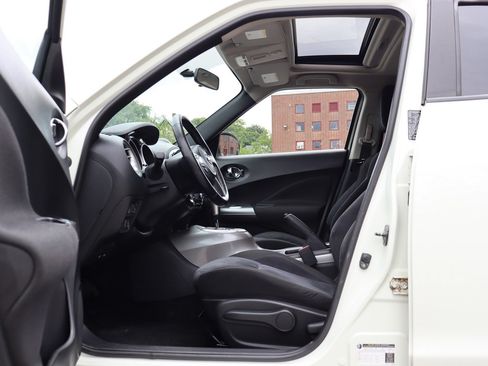 Used 2011 Nissan Juke SV AWD/4WD image 11