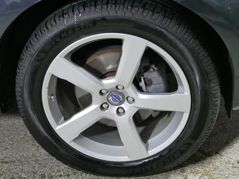 Used 2012 Volvo XC60 T6 AWD/4WD image 15