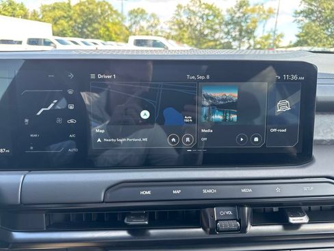 Used 2027 Kia Telluride SX Prestige X-Pro AWD/4WD image 37
