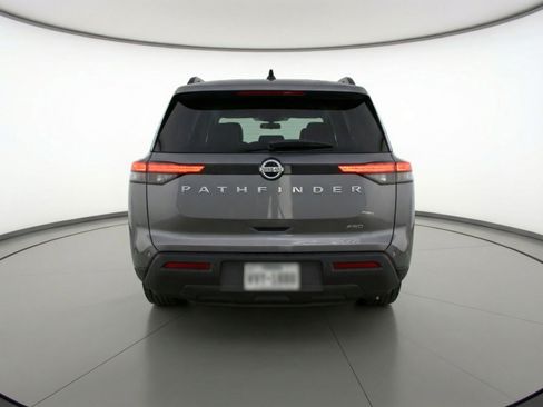 Used 2025 Nissan Pathfinder SV image 7