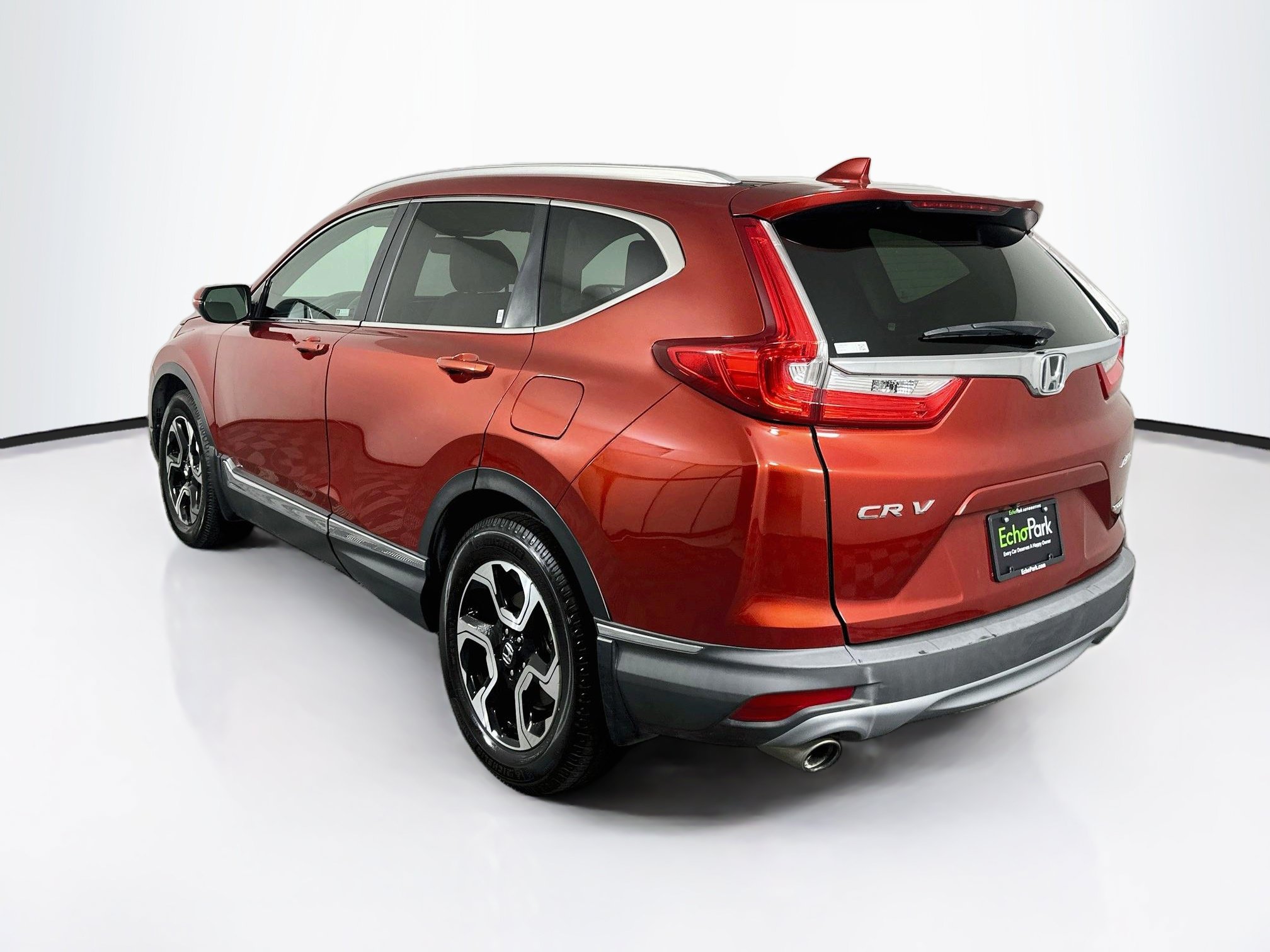 Used 2019 Honda CR-V Touring image 5