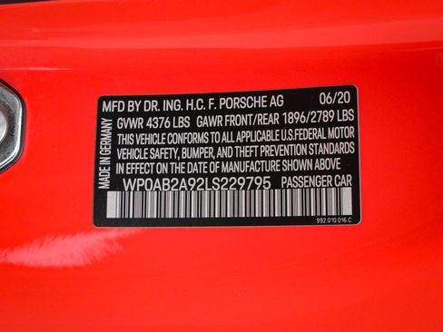 Used 2020 Porsche 911 Carrera S RWD image 38