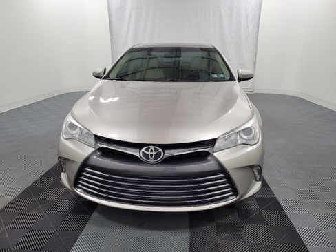 Used 2016 Toyota Camry XLE image 15